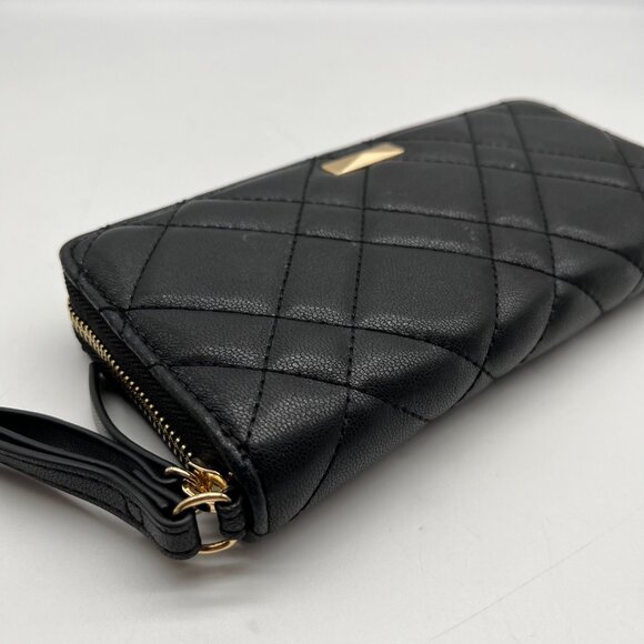 I.N.C. International Concepts Black Quilted Hazel Zip -Around Wristlet - Picture 6 of 11